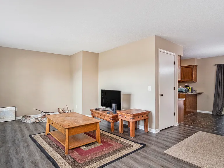 6679 Pleasantview St NE — Photo 6