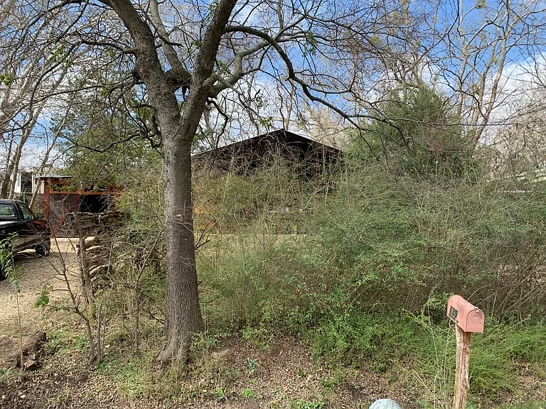 139 Meadows Ln — Photo 8