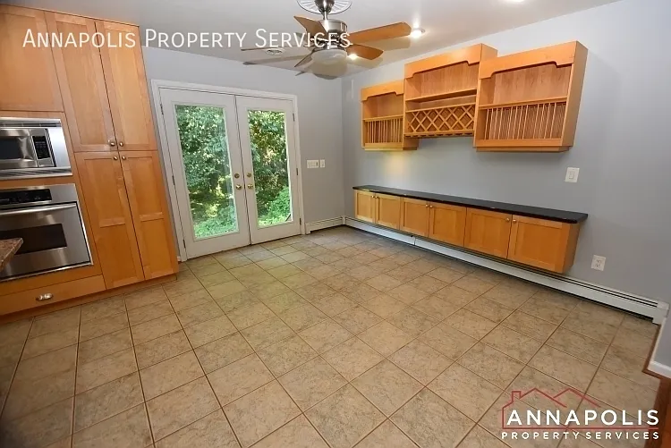 127 Riverview Ave — Photo 4
