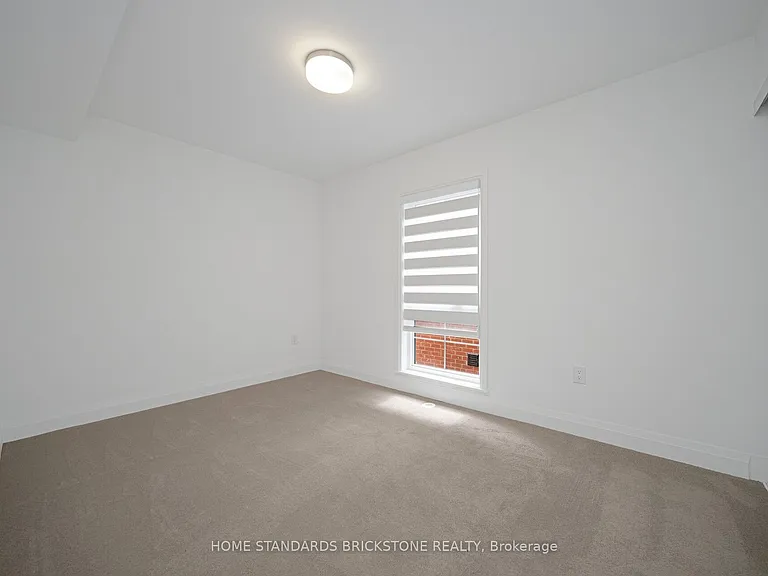 22 Chesley St — Photo 29