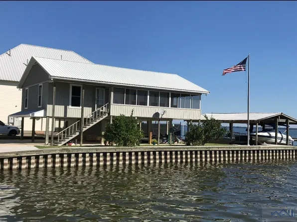 334 Bayou Tranquille Rd, Pierre Part, LA 70339