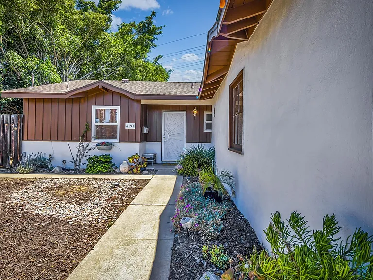 4191 Mount Everest Blvd — Photo 38