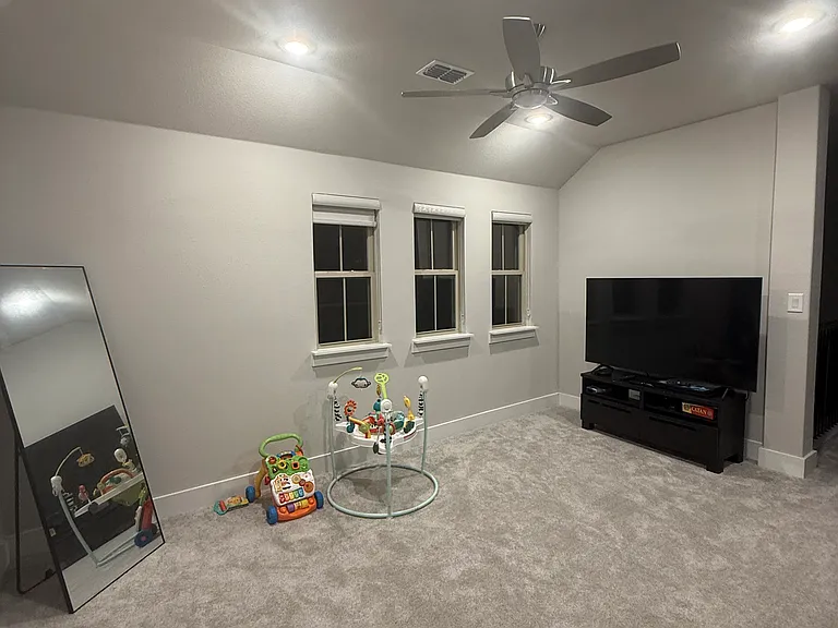 4613 Summit View Dr — Photo 11