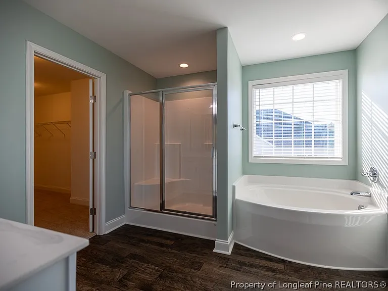 410 Longthorpe Rd — Photo 20