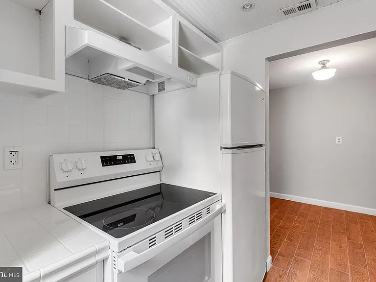 702 S Arlington Mill Dr #304 — Photo 9