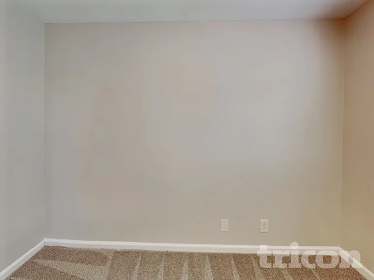 1037 Dwight Eisenhower Way — Photo 9