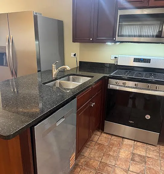 2724 W Lunt Ave #1N — Photo 1