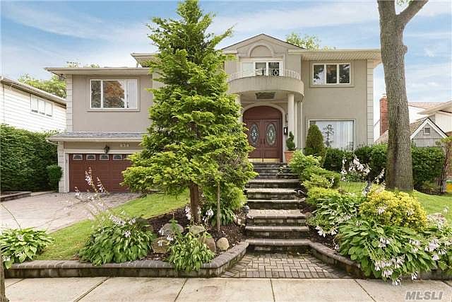 1st image of 834 Glenridge Ave