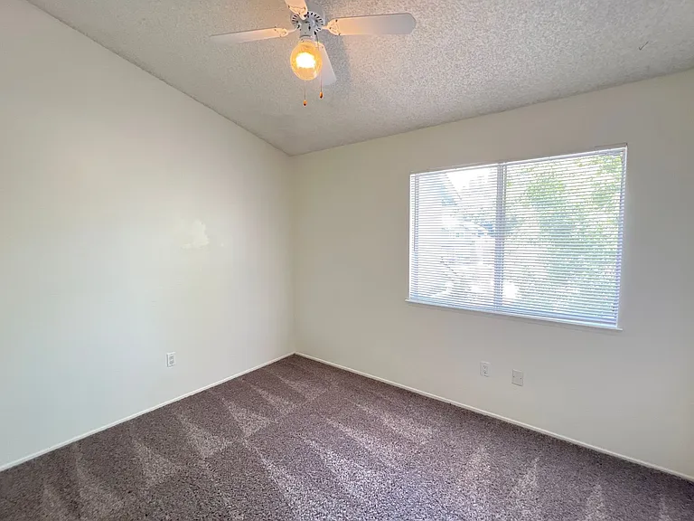 2600 Brookside Dr #116 — Photo 12
