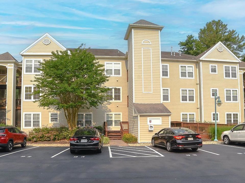 1st image of 262 Driftwood Ln #262