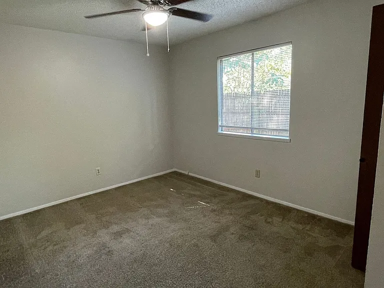 3201 Willow Bnd — Photo 20
