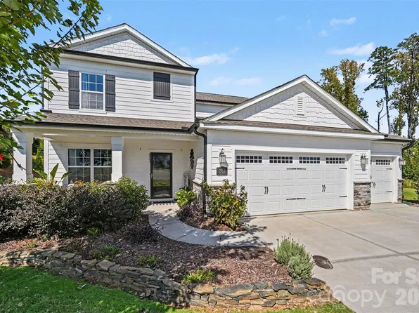 2703 Wedgewood Ct, Denver, NC 28037
