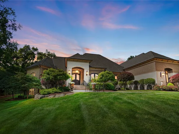 6651 Possum Run Rd, Dayton, OH 45440
