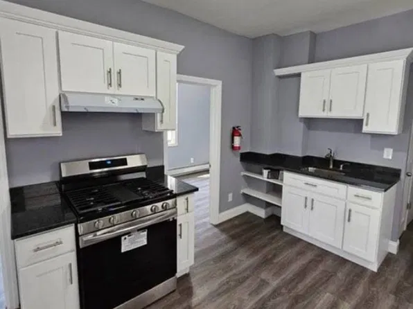 583 S 19th St #2L, Newark, NJ 07103