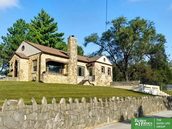 1104 Avenue G, Plattsmouth, NE 68048