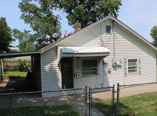 11804 E 37th St S, Independence, MO 64052
