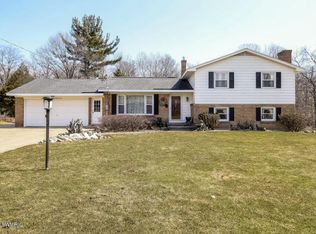 1744 Pheasant Ave NW, Grand Rapids, MI 49534