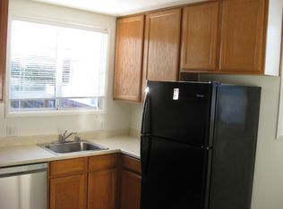 95 Fleetwood Dr, Daly City, CA 94015