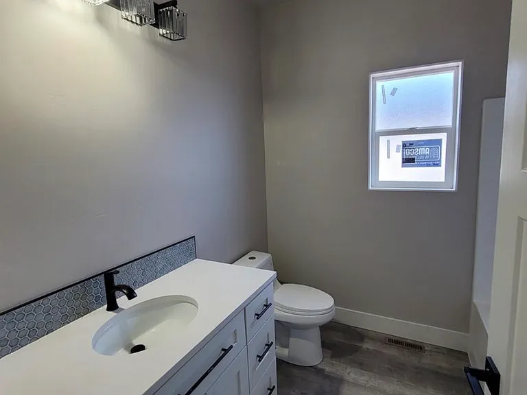 1134 Vista Ave — Photo 6