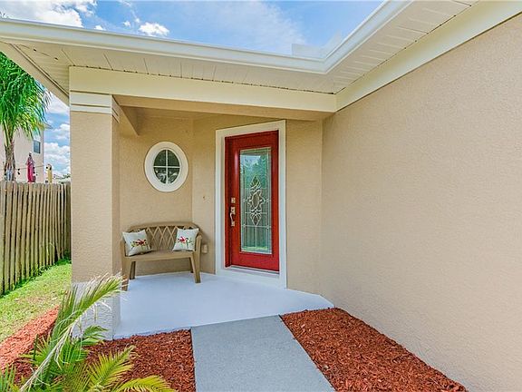 2nd image of 10141 Perthshire Cir