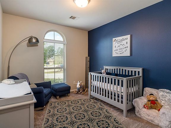 5th image of 119 Mayhaven Ct