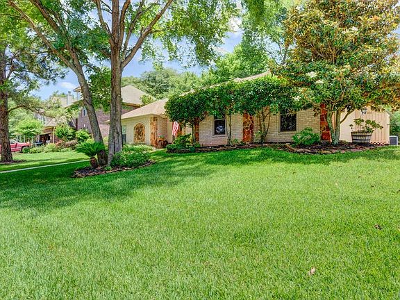 3rd image of 3370 Torrey Pines Dr