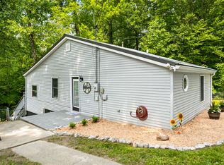 8576 S Riser Dr, Nineveh, IN 46164