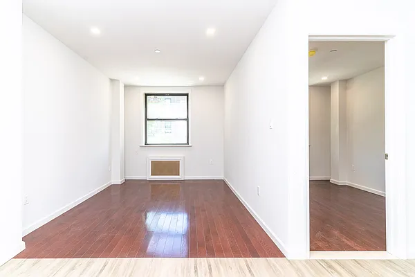 Rented by MySpaceNYC | media 9