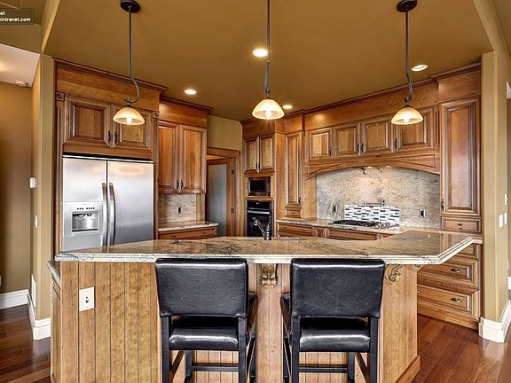 3rd image of 631 Denali Dr