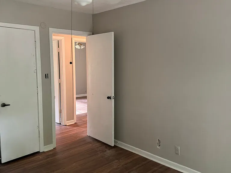 3514 Sabine Ave — Photo 10