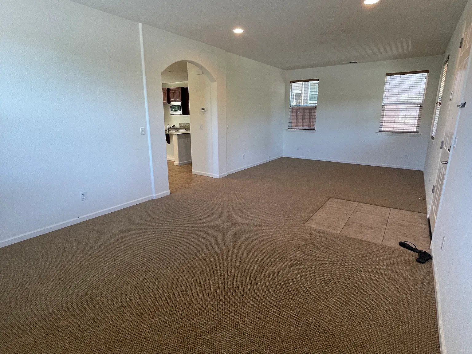 3145 Ardley Dr — Photo 4