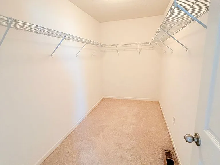 2513 Shadow Bend Dr — Photo 19