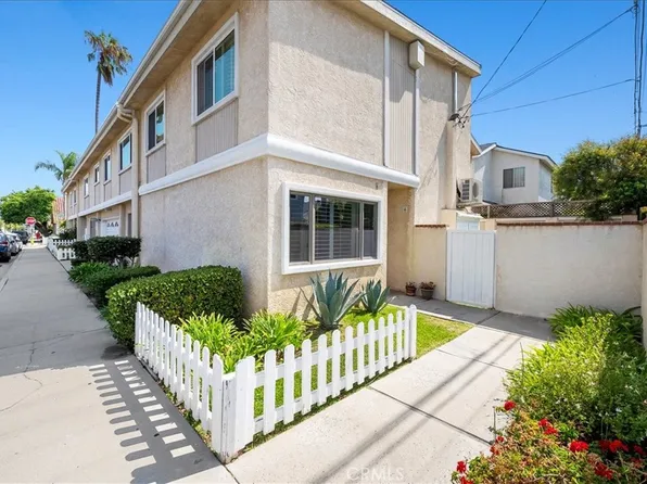2400 Voorhees Ave APT 4, Redondo Beach, CA 90278