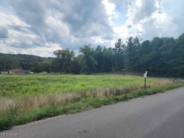 Latto Rd SE, Uhrichsville, OH 44683