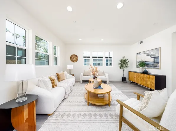 1371 Point Loma Pl, Walnut, CA 91789