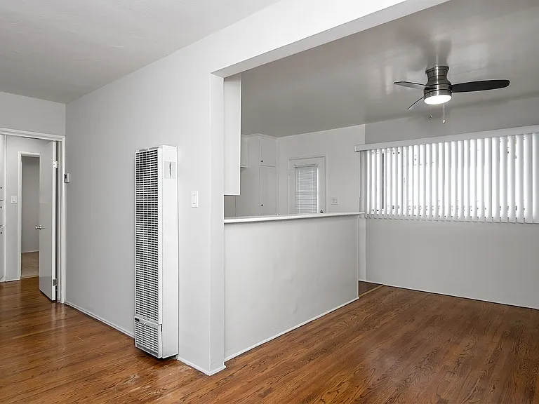 320 N Howard St — Photo 6