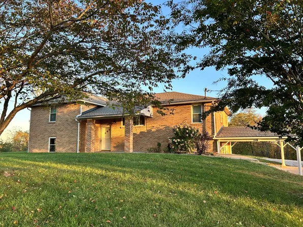 3220 Oil Ridge Road, Sistersville, WV 26175