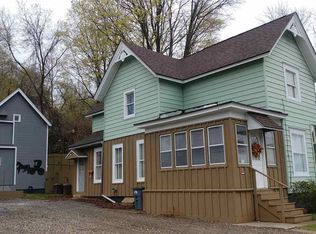 7 Beaver St, Gloversville, NY 12078