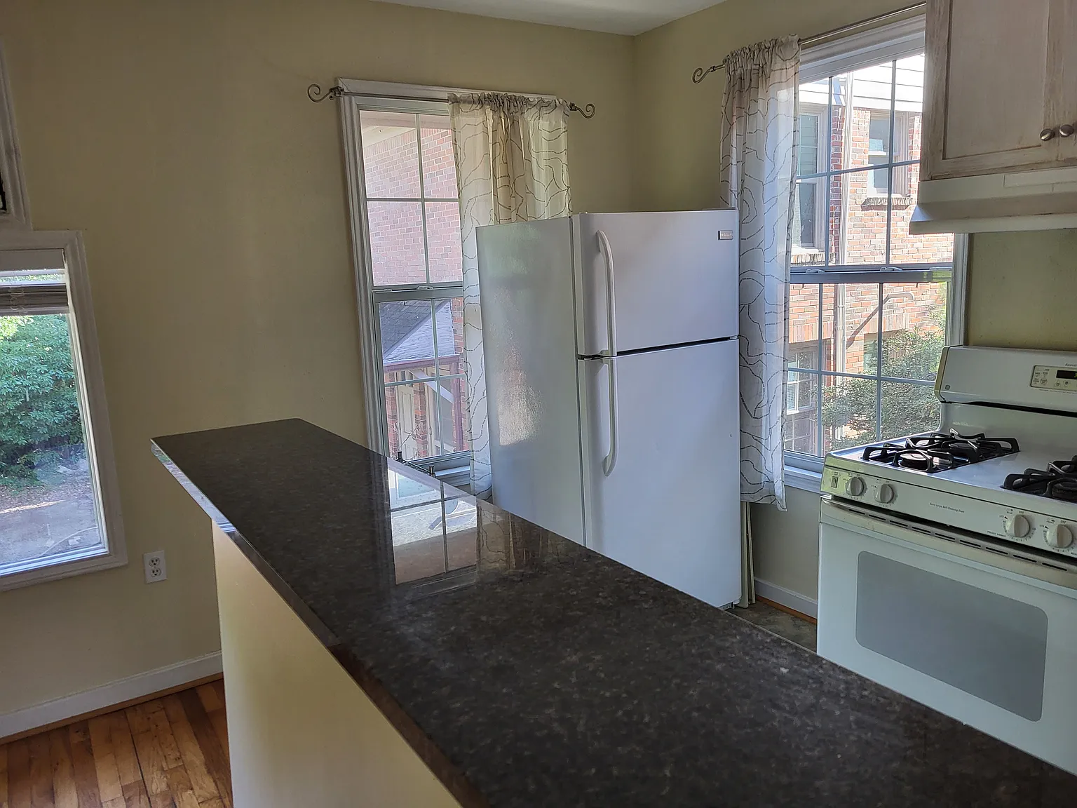 4817 Milam St — Photo 3