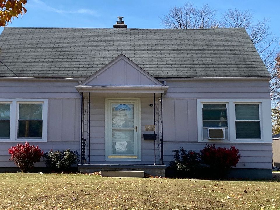1st image of 3240 7th St