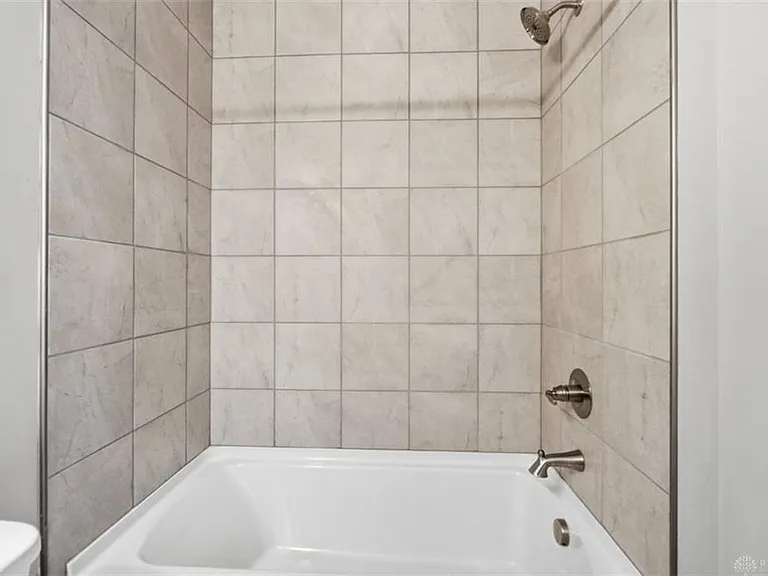 7241 Otley Dr — Photo 49