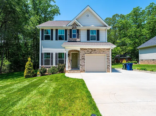 2045 13th St NE #3, Hickory, NC 28601
