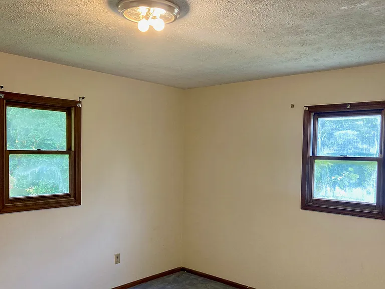 4205 E Scholl Rd — Photo 20