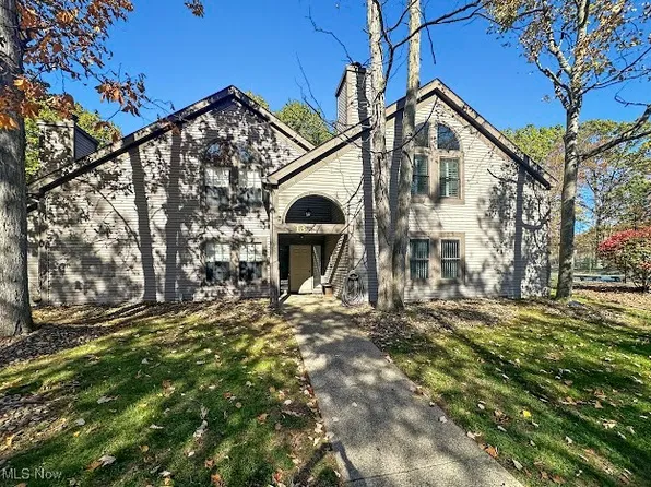 1153 Red Tail Hawk Ct Unit 6, Youngstown, OH 44512