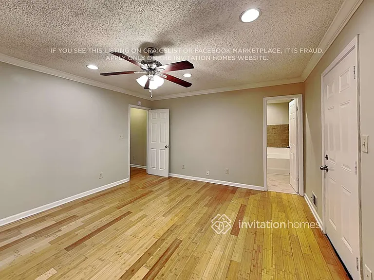 6297 Queens Ct — Photo 14