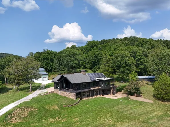 16809 Tyson Hog Farm Rd, Winslow, AR 72959