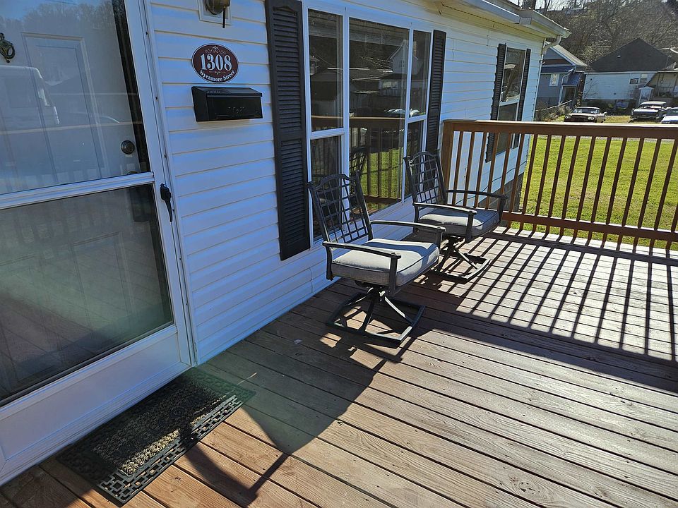 1308 Sycamore St, Kenova, WV 25530 Zillow