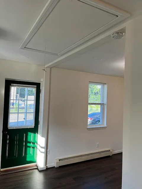 Studio, 300 sqft, $1,475 — Photo 1