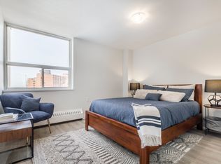 150 Bay Street South, Hamilton, ON L8P 3H6