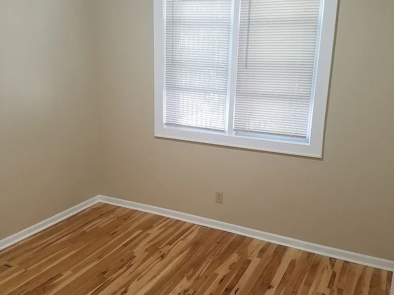 524-24A E. Wright St. — Photo 9